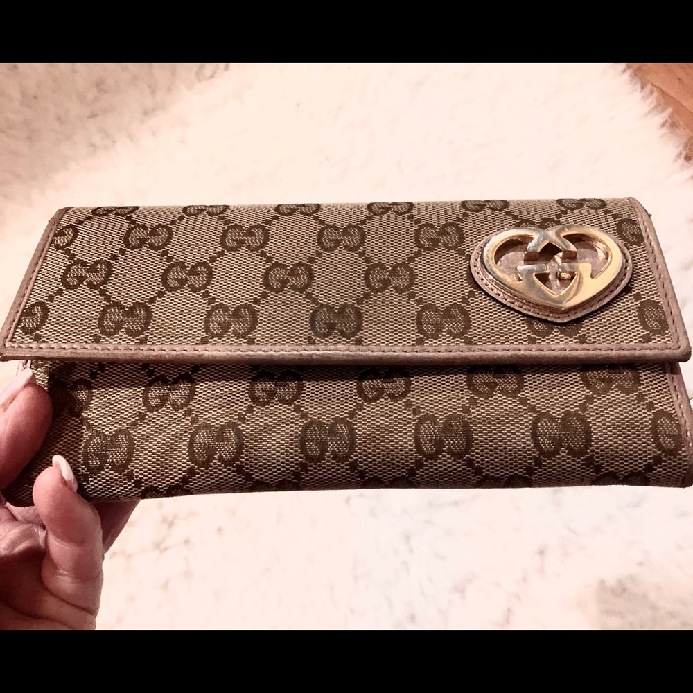 ❤️👛Authentic Gucci Wallet